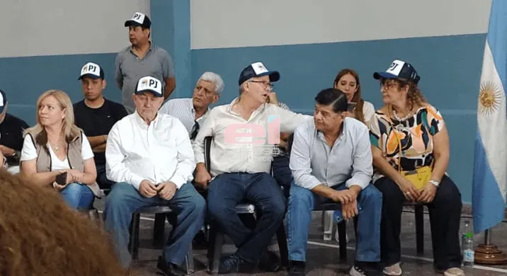 Frida Fonsecas de Rosas- Lapad- Amat- Jorge Soto y Soledad Troyano y Nancy Montero -Congreso de Guchipas (3)