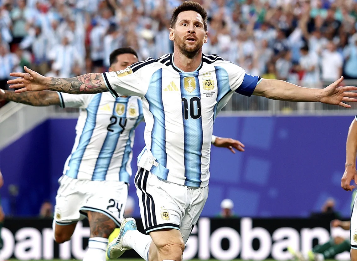 Messi alcanzó a Klose como máximo goleador de la historia de los mundiales