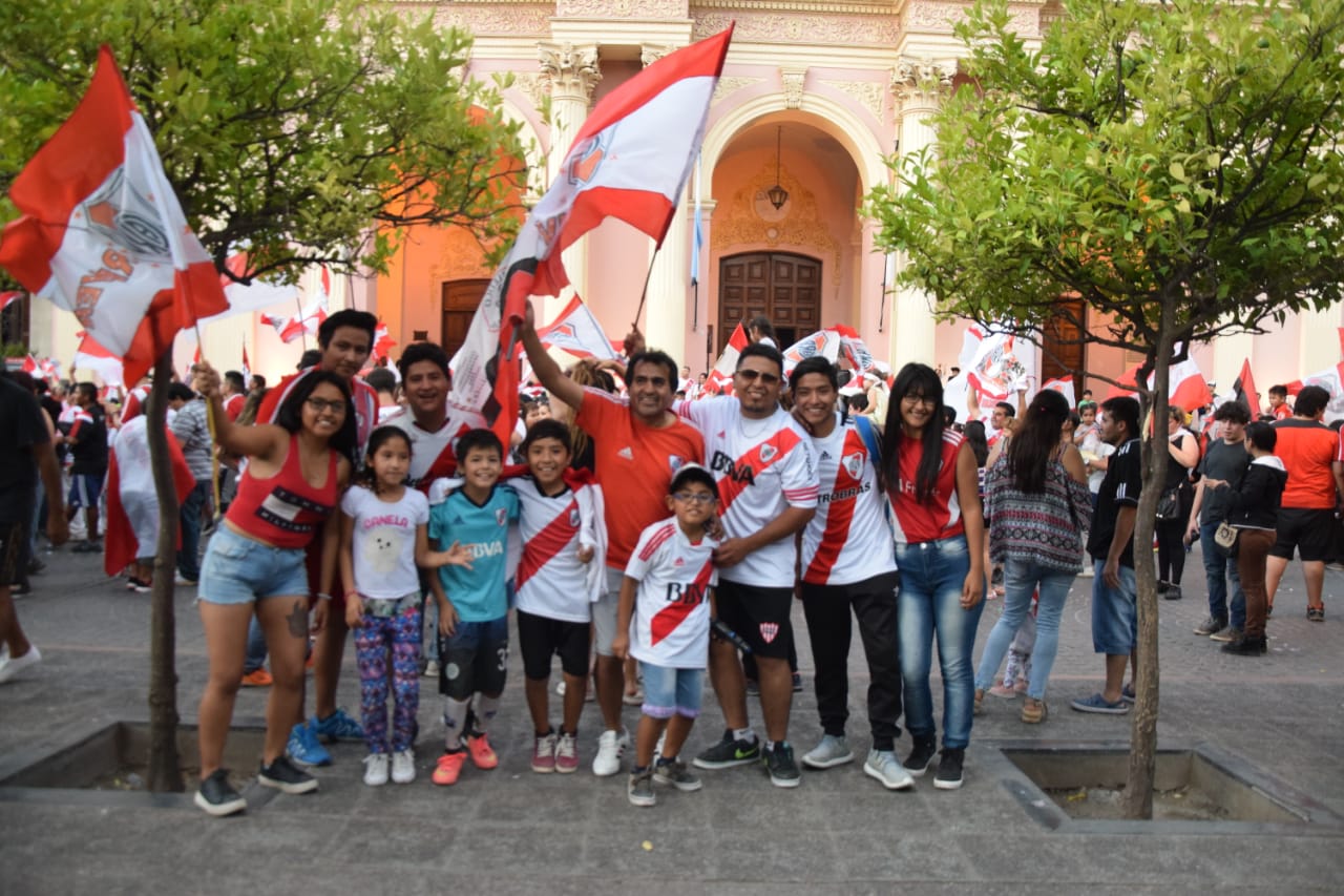River- los festejos en Salta (28)