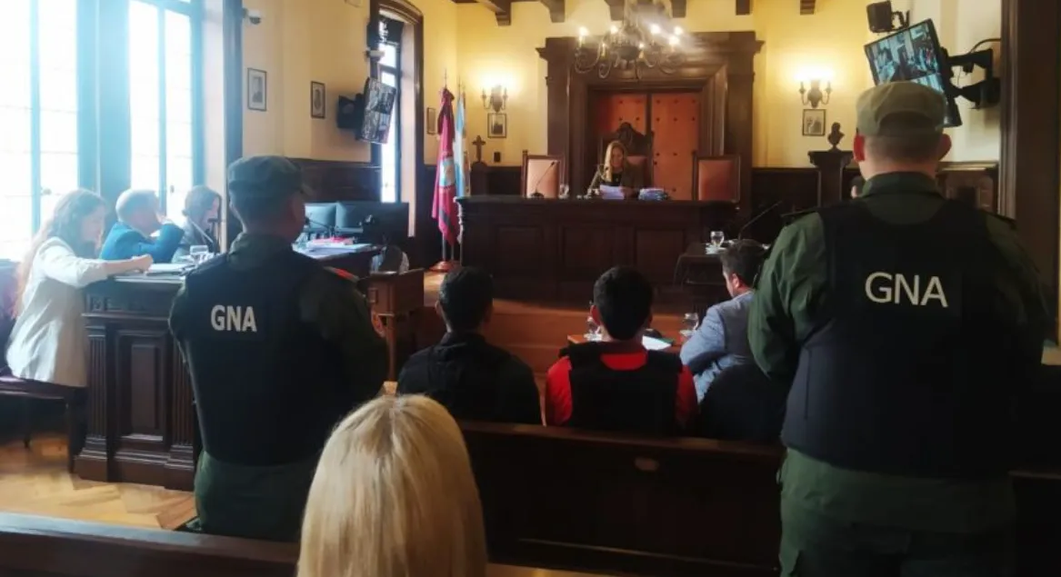 Captura de pantalla 2025-11-07 183401