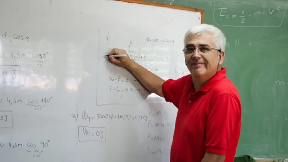 multimedia.grande.9b313385934f7a19.Z3JhbmRlLndlYnA=