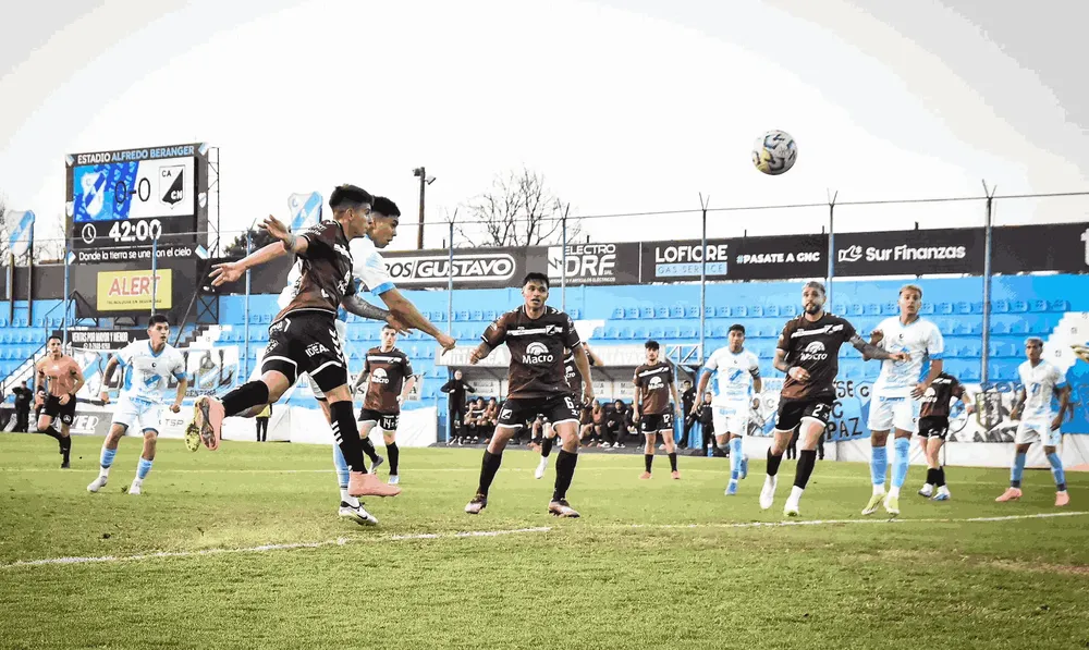 Cabezaco que será gol