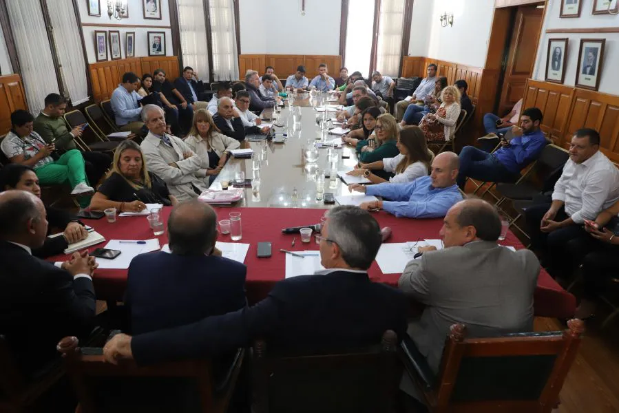 10973-el-ejecutivo-ingresara-a-la-lesgislatura-un-proyecto-para-declarar-la-emergencia-en-el-transporte