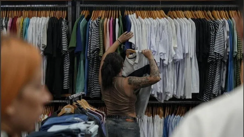 caida_venta_ropa_crop1753384723519.jpg_1756841869