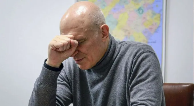 José Luis Espert a punto de ser renunciado (3)