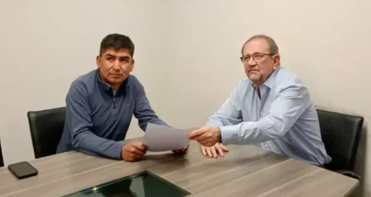Sergio Camacho con un intendente 2025-09-30 112520