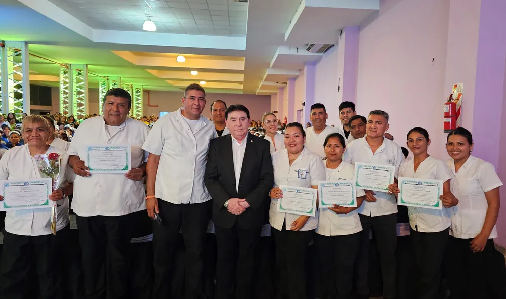 Ramos en el cierre lectivo del Ramón Carrillo (3)