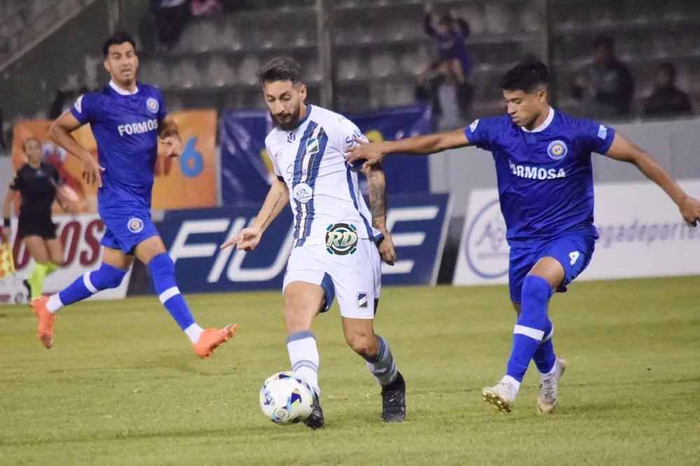 matias pato ante sol de america