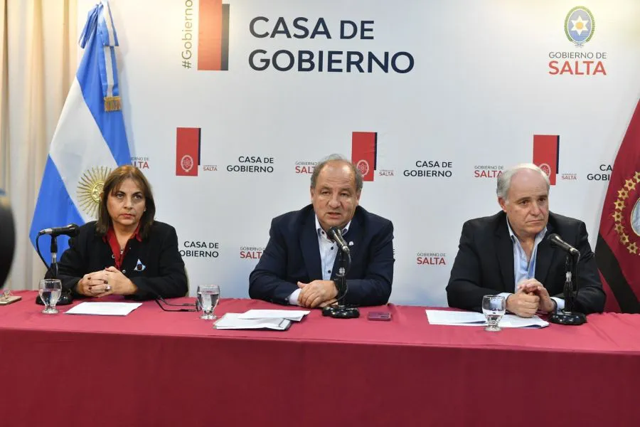 Villada con Cánepa y Adriana Saravia anuncian nuevo aumento