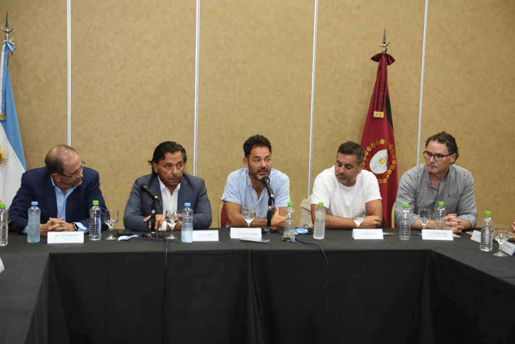 reunionconprovincia1-1024x684