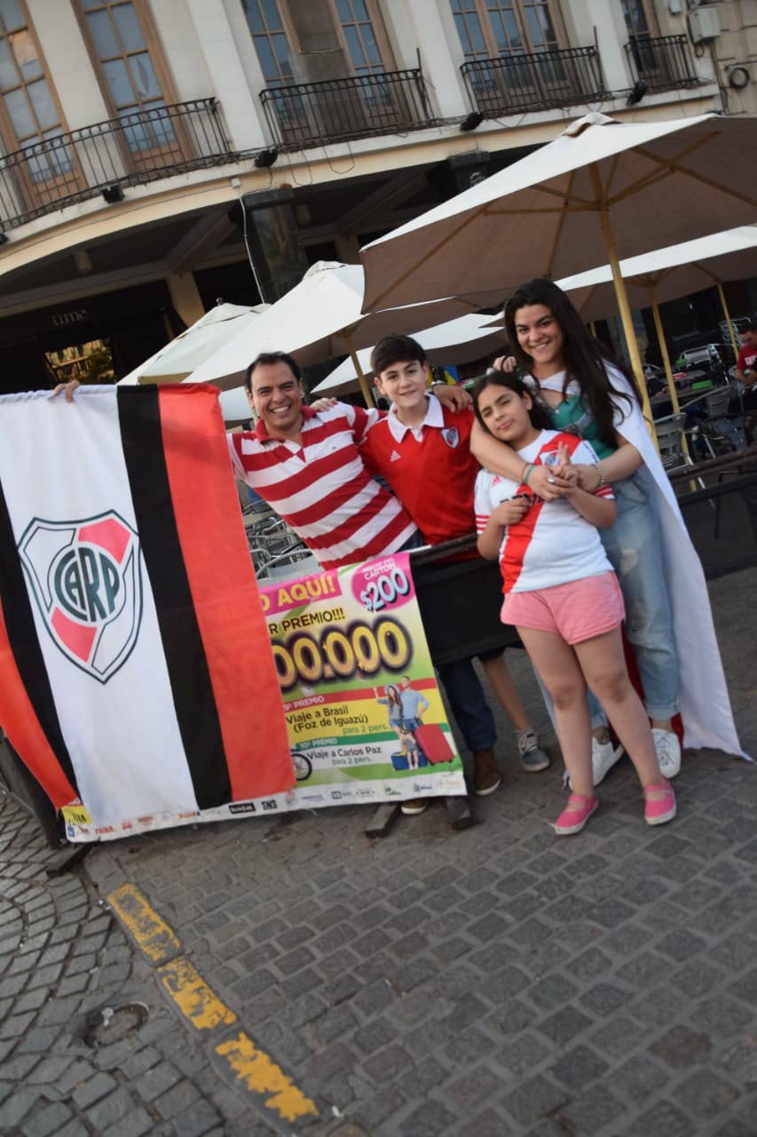 River- los festejos en Salta (17)