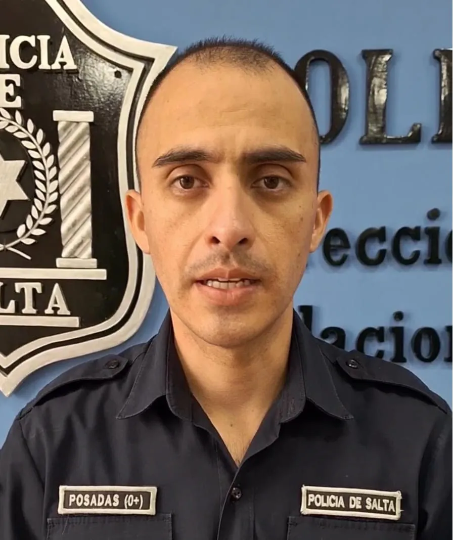 Oficial Juan Posadas