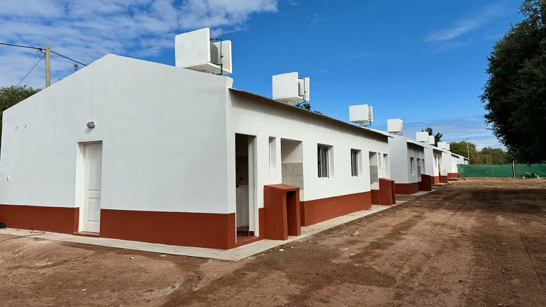 12279-el-ipv-entrego-diez-nuevas-casas-en-luis-burela