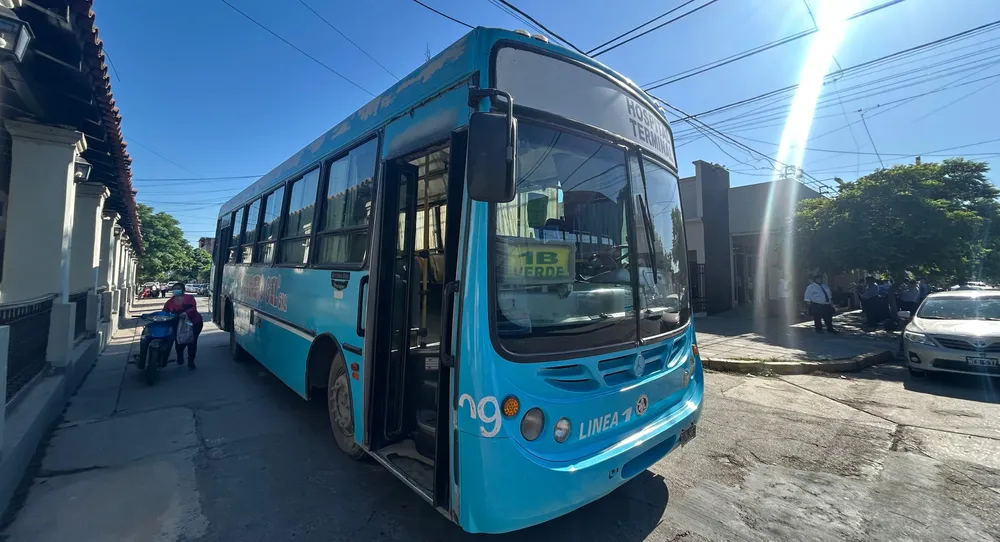 ORÁN - vulve el transport público