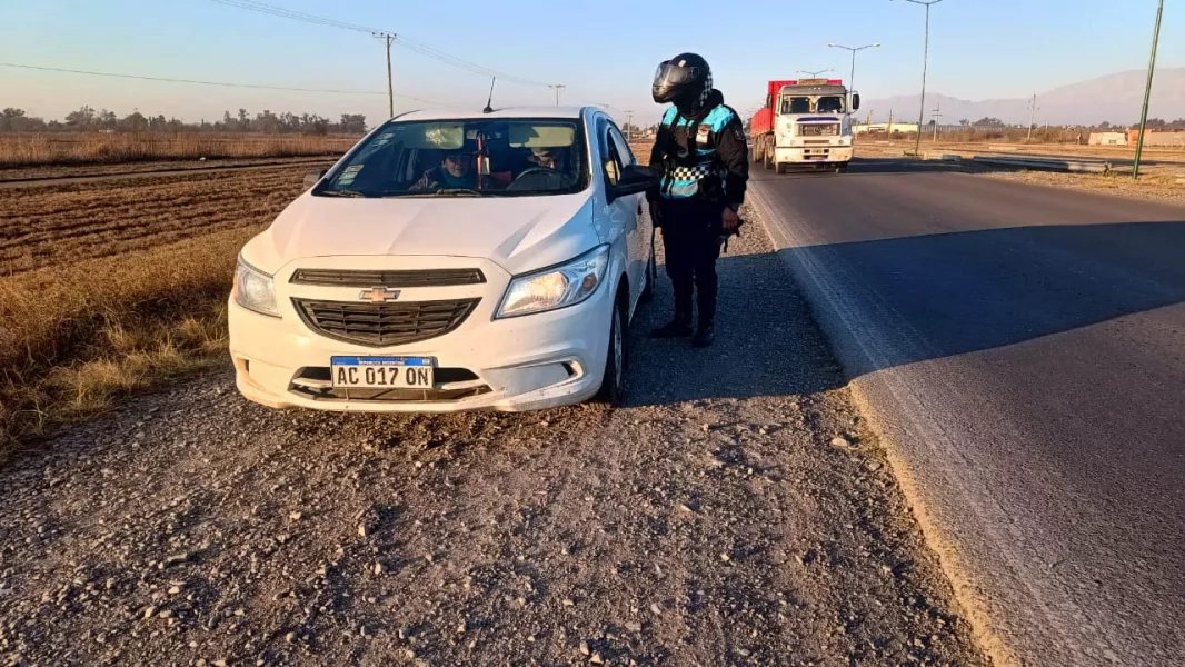 103460-detectaron-y-sancionaron-a-mas-de-900-infractores-a-las-normativas-viales