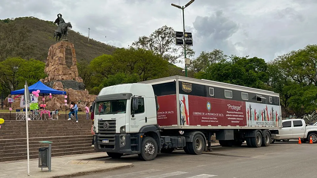 14421-con-el-camion-oncologico-se-realizaron-mas-de-2350-mamografias-en-nueve-meses