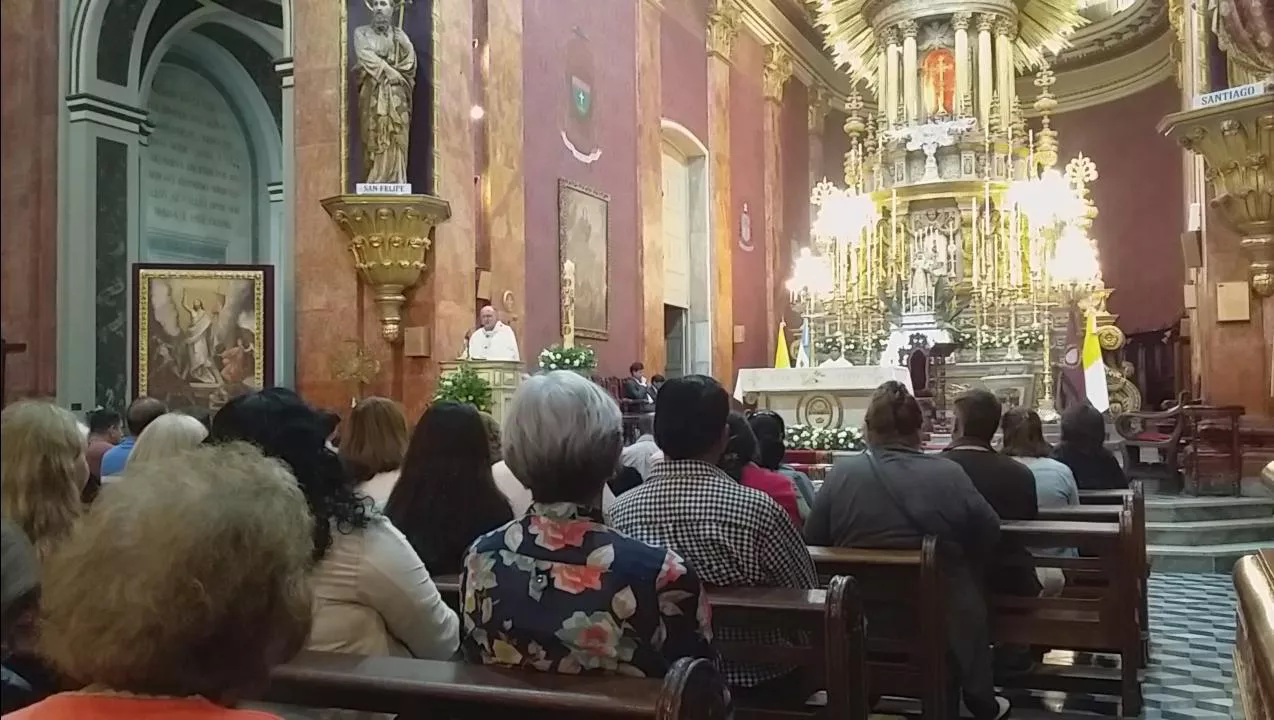 arzobispo Mario Carniello