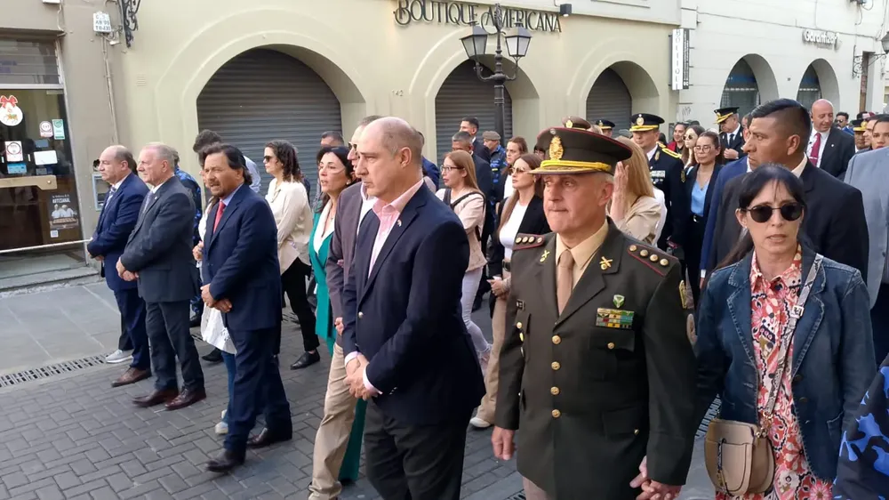 3a78dd57-3403-4dff-8a8c-b1a207cdfec2