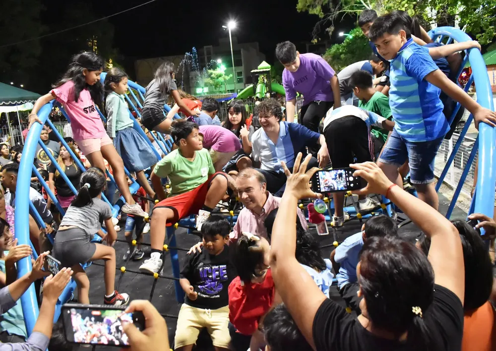 b4f15f49-cf7f-461d-9be1-64eb323a5fb9