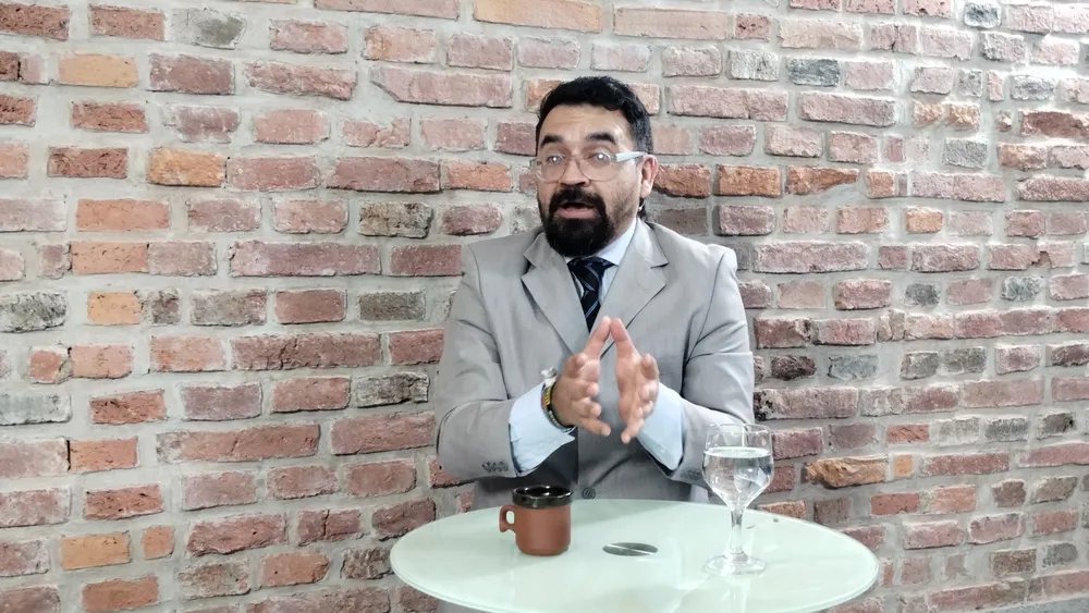 Víctor Hugo Sarmiento (6)
