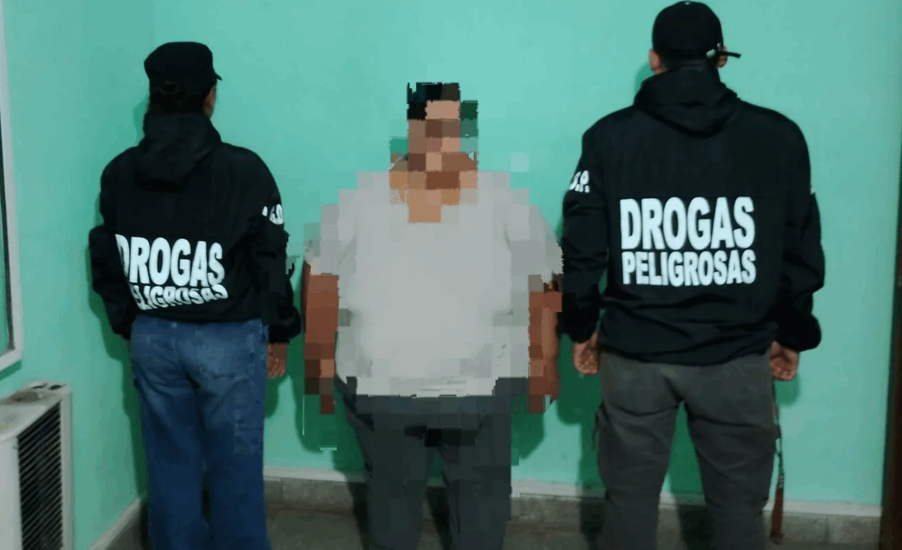 Gral Guemes- allanamiento por drogas una mujer detenida 009
