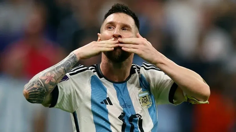 messi_arg_adios.jpg_1756841869