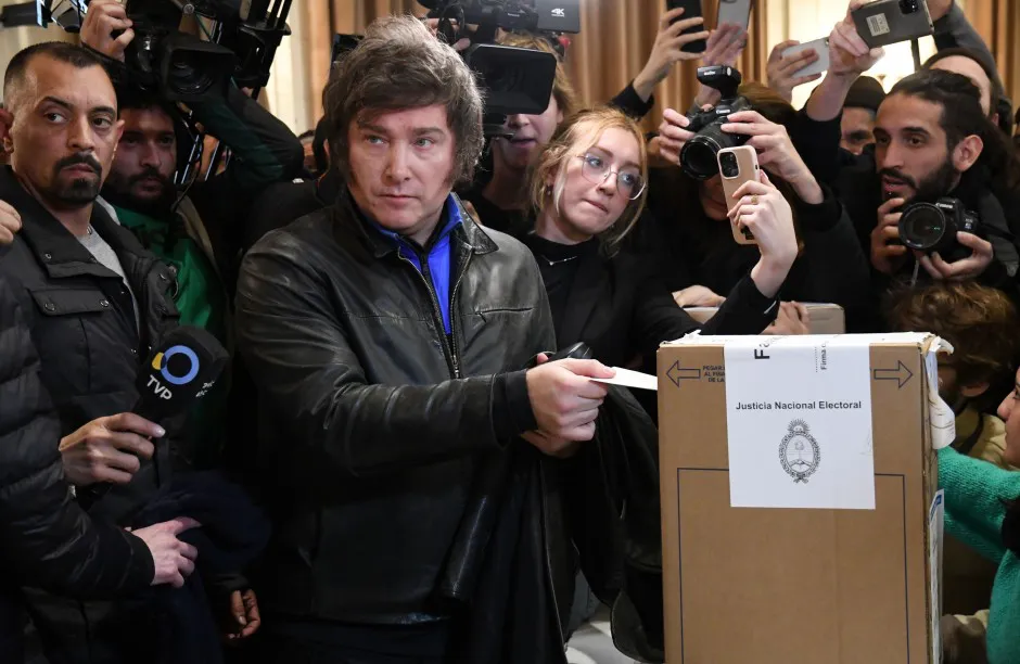 Milei expectante por el resultado