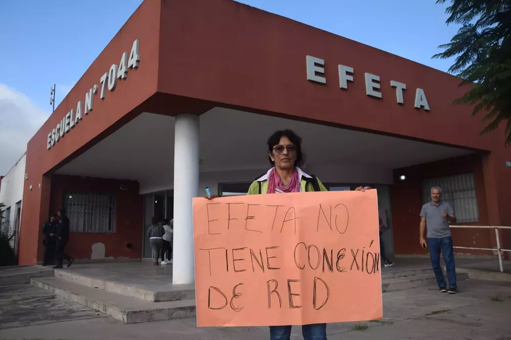 83bb226d-2115-40d0-89fe-614a7e49af30