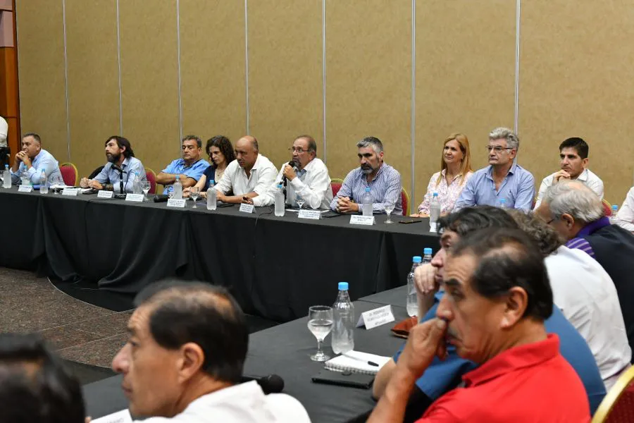 11126-paritarias-2024-estatales-cobraran-la-proxima-semana-con-un-9-de-aumento