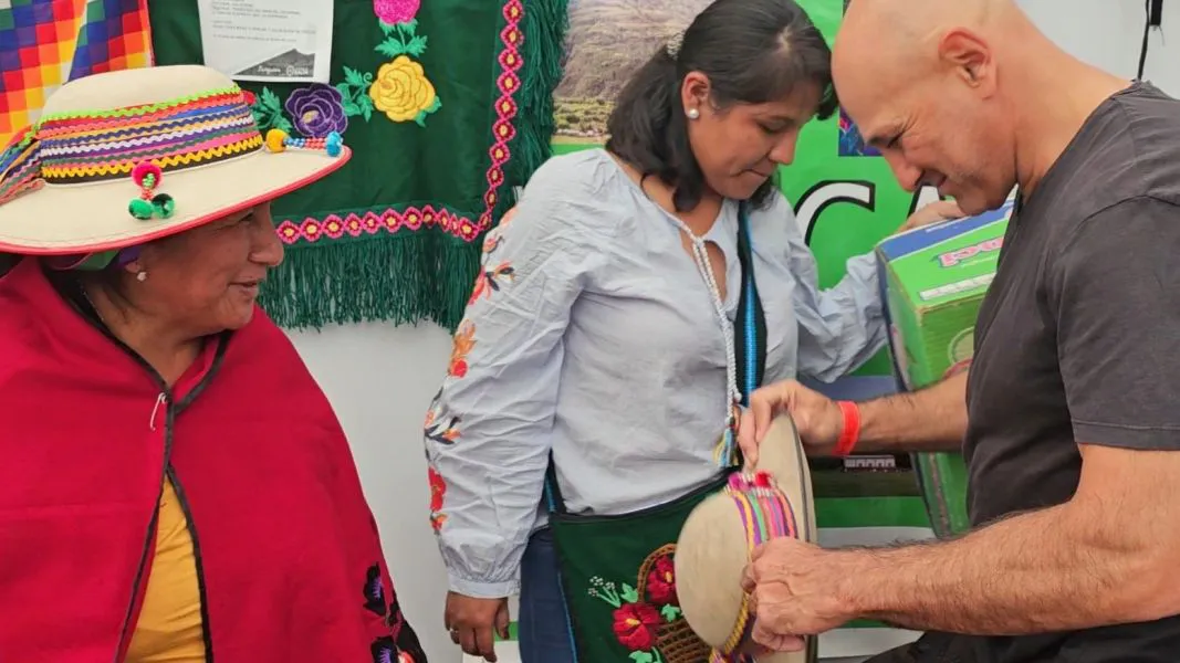 95177-maniana-se-conmemorara-el-dia-del-indigena-americano