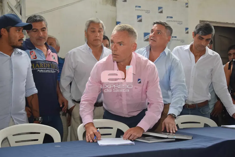 Gustavo Klix Sierra nuevo presidente (2)