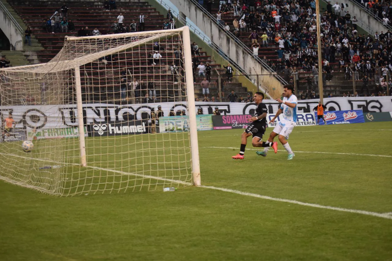 Gol de Facundo Romero- el segundo ante Temperley (1)