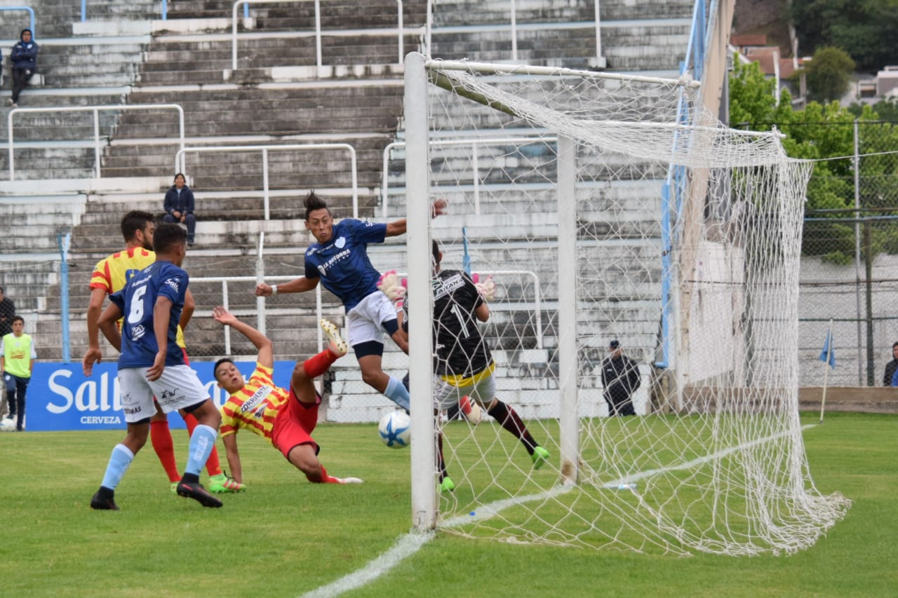 Luciano Herrera abre el marcador ante Boca Unidos