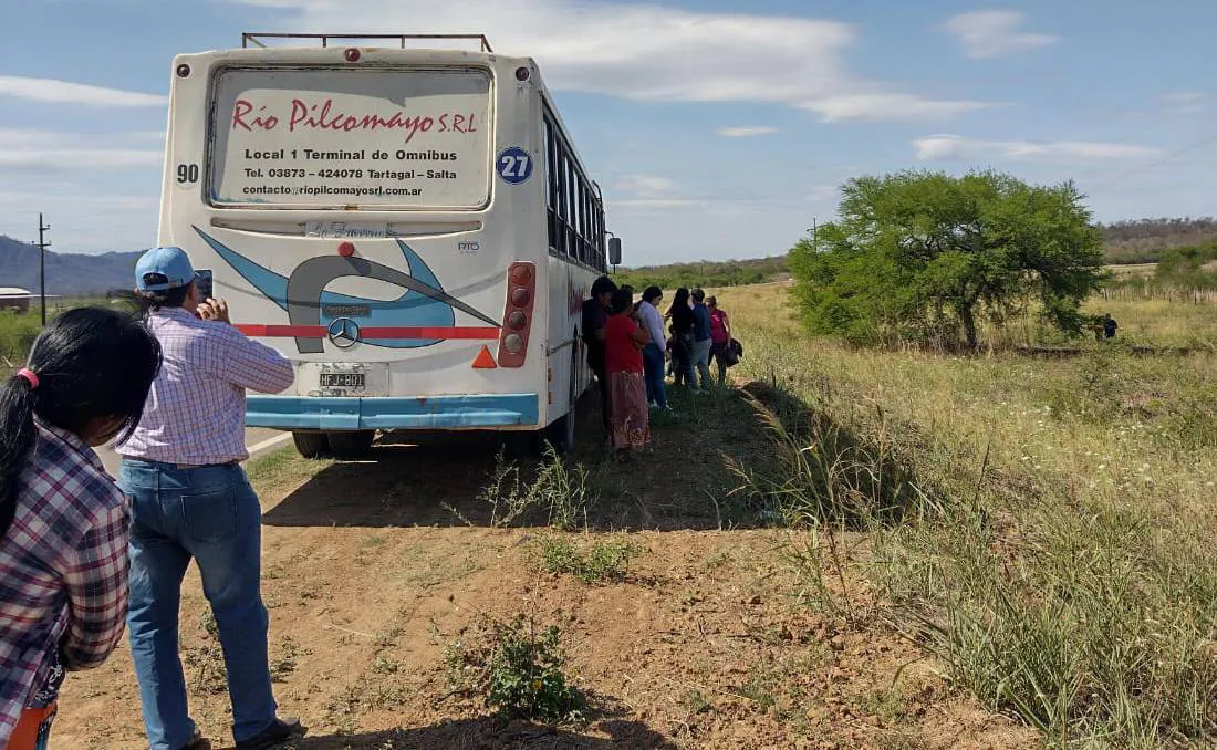 Empesa Pilcomayo deja familias en la ruta (1)