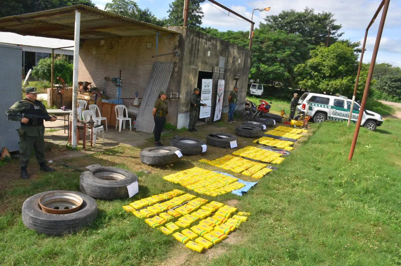 ef893650-2cc6-49d9-bb13-c5ecef7b0381