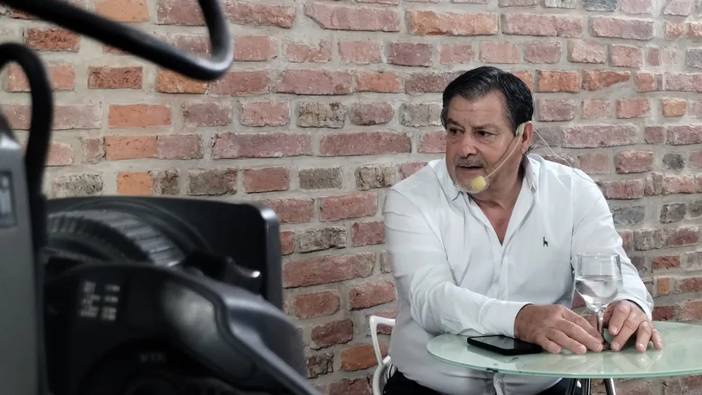 Luis Mendaña (6)