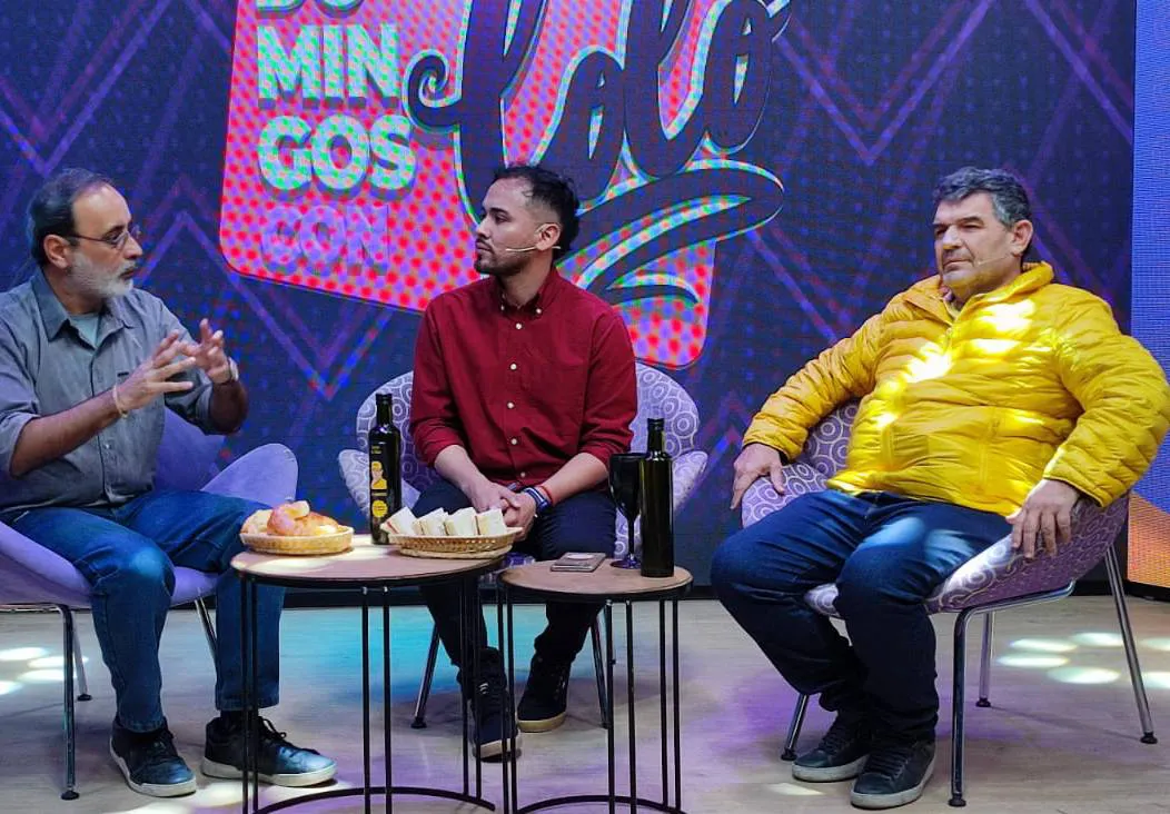 afb50710-3381-4d38-b00c-c61d32e73987 (1)