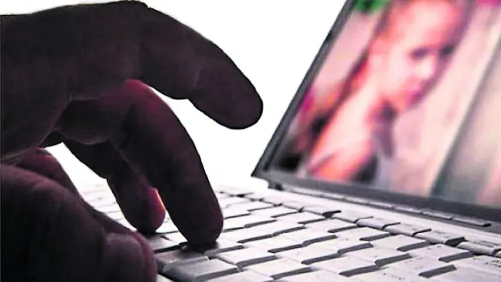 multimedia.grande.a22383911dfd6855.Njg1OTItcG9ybm9ncmFmaWEtaW5mYW50aWwtZW4tc2FfZ3JhbmRlLndlYnA=