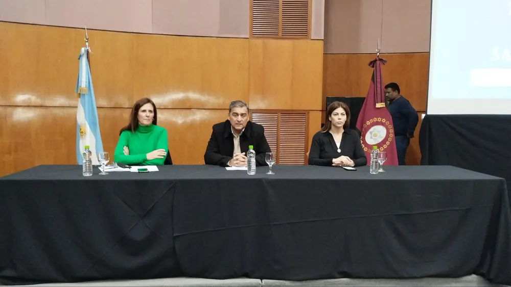 Conferencia de Prensa Federico Mangione