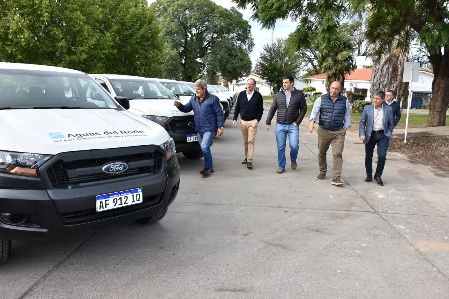 aguas de salta recibio equipamientos
