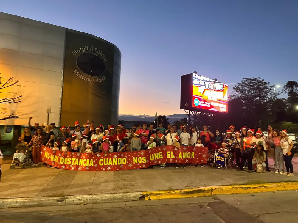 Hope llevó la Navidad alos niños internados (19)