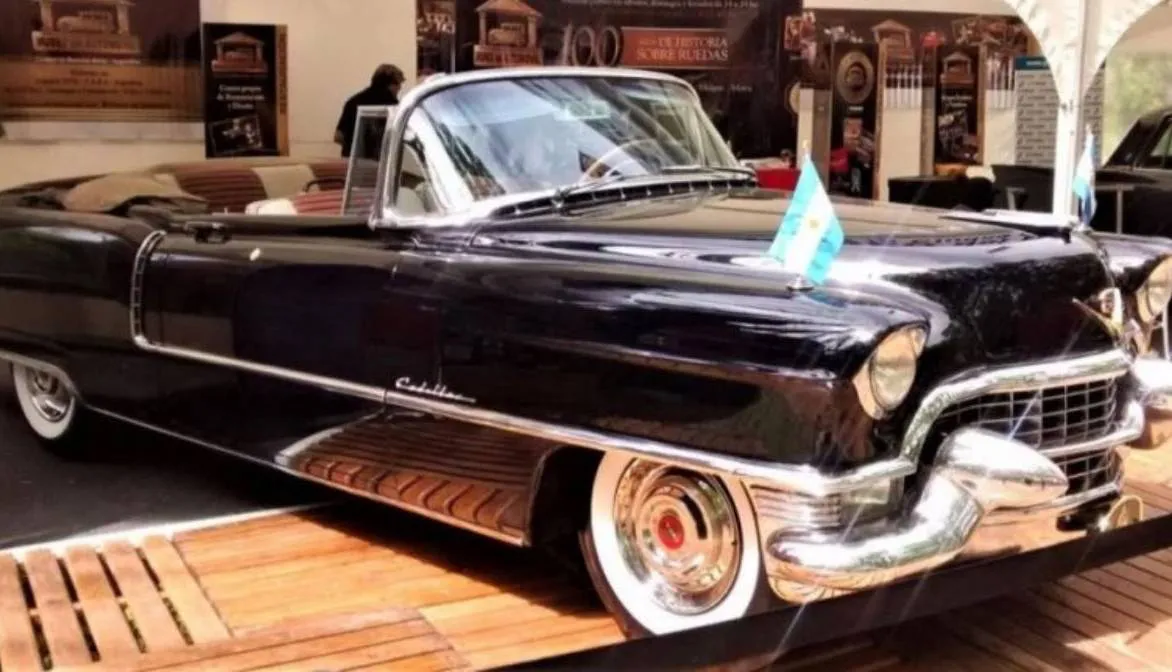 El Cadillac descapotable que usaron Perón Alfonsin y Menem