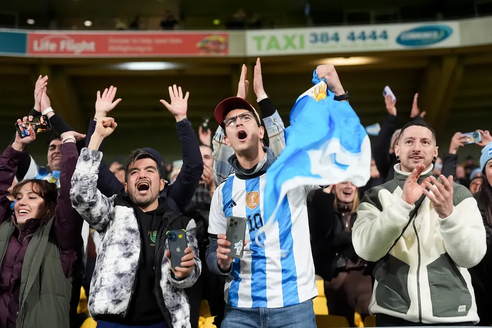 Los Pumas hinchada en Wellington