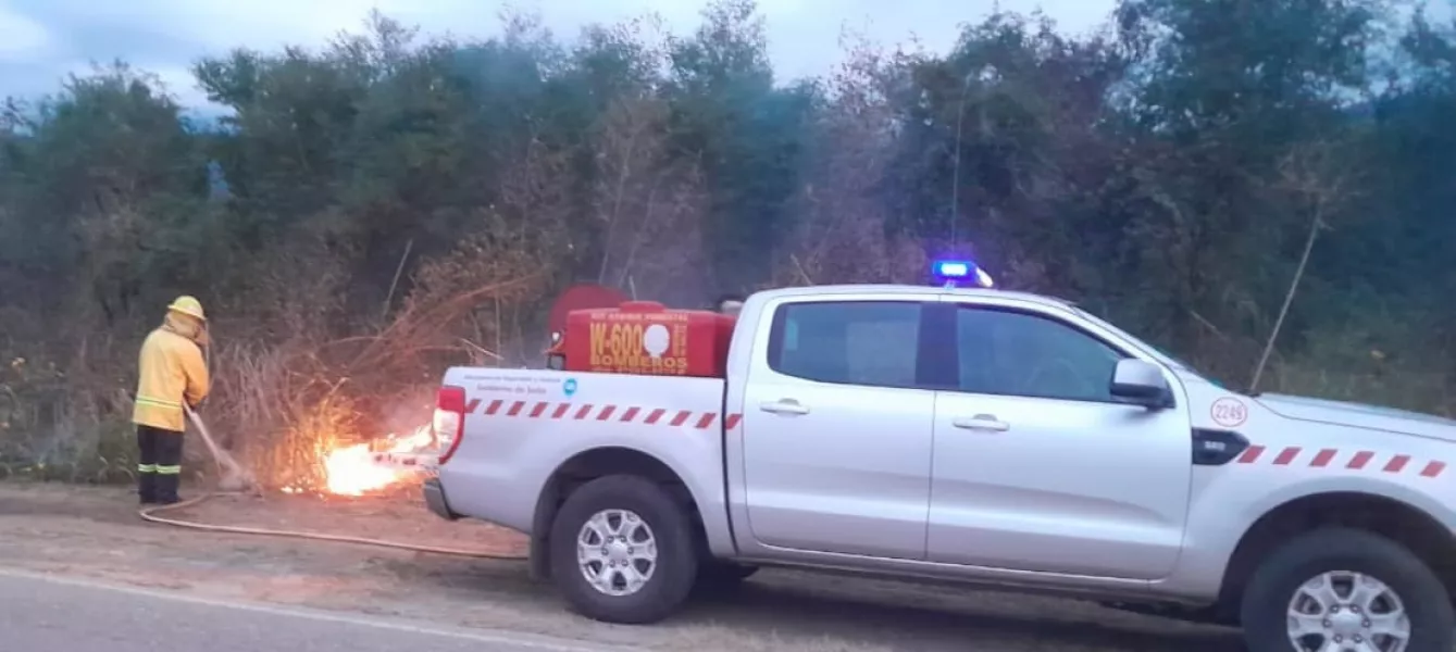 103032-en-las-ultimas-24-horas-se-registraron-14-focos-de-incendios-de-pastizales