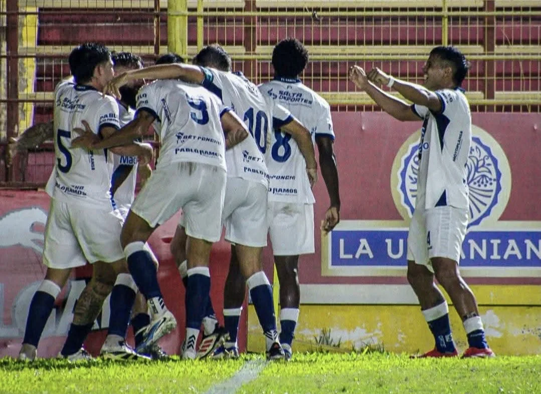 Victoria de Juventud ante Sarmiento de Resistencia