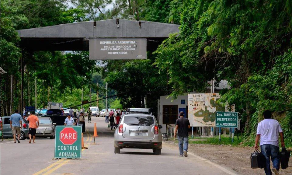 Frontera Aguas Blancas Bermejo