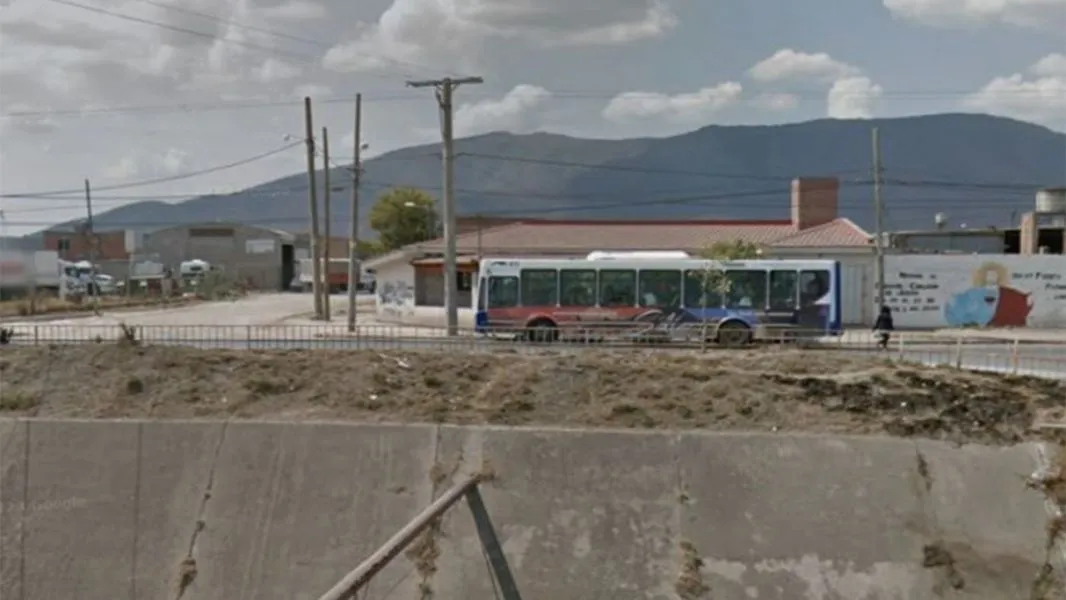 98108-desvios-de-las-lineas-2c-y-2e-por-obras-de-recuperacion-canal-yrigoyen