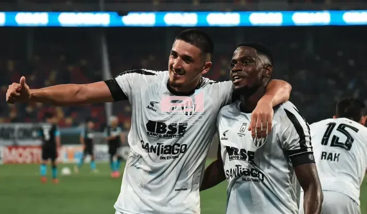 Racing no pudo con Central Córdoba y se despidió del torno