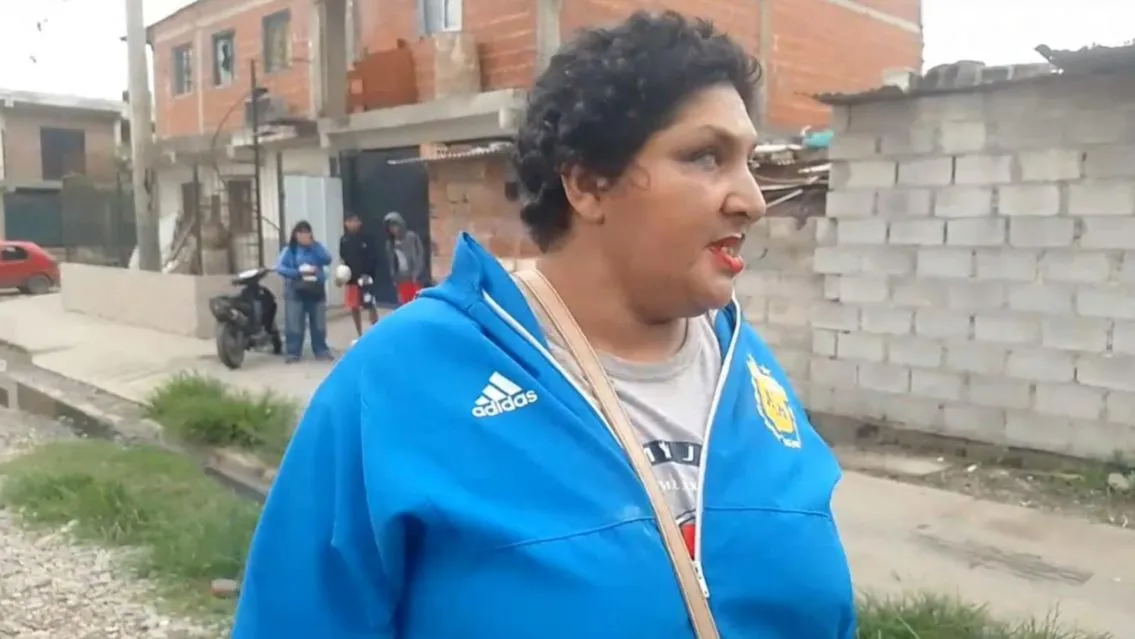 696f8f8a8d3c8_1135_639!