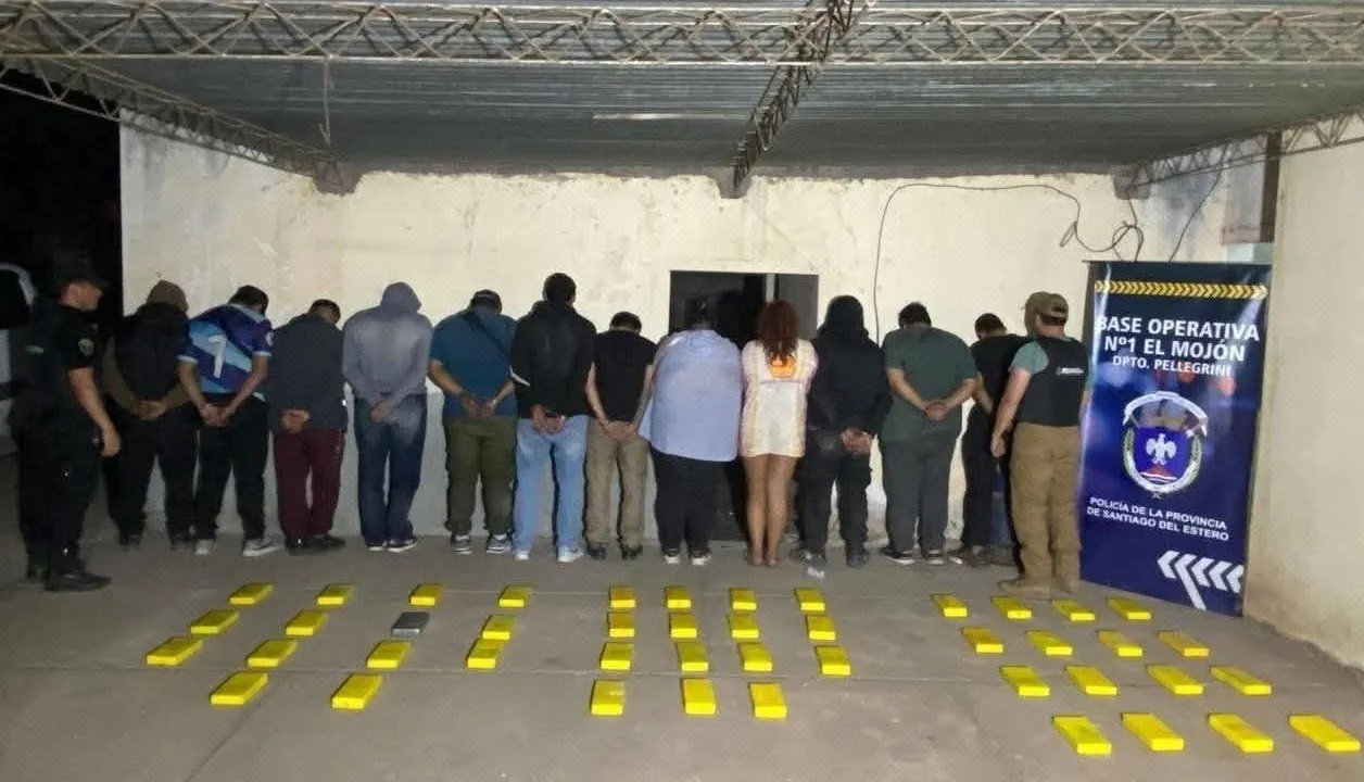 Santiago del Estero- narcotráfico en tres vehículos